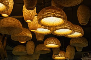 Chengdu Çin'Kuanzhai sokaklar boyunca dekoratif aydınlatma