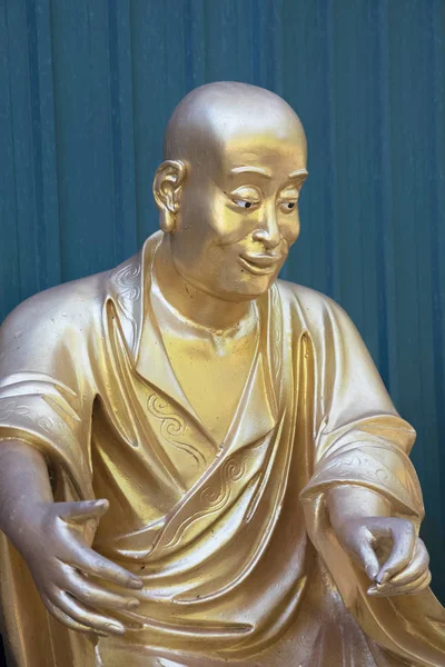 Statue di Buddha a grandezza naturale, Monastero dei Diecimila Buddha, Hong Ko — Foto Stock