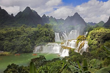 Çin, Vietnam olarak da bilinen Ban Gioc Detian şelaleler