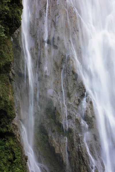 Tongling Great Falls, Tongling Grand Canyon, provincii Kuang-si, C — Stock fotografie