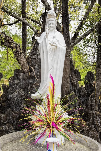 Statu im Vinh Trang Tempel in der Mythos-Stadt, Mekong Delta Vietnam — Stockfoto