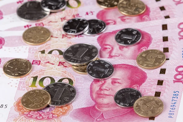 Chinese 100 RMB or Yuan featuring Chairman Mao — Stock Photo, Image