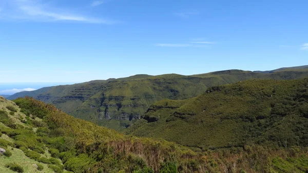 Paesaggio montano sull'isola di Madeira — Foto Stock