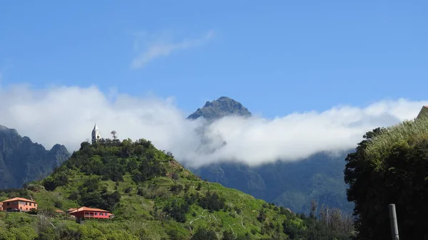 Paisaje de montaña en la isla de Madeira —  Fotos de Stock