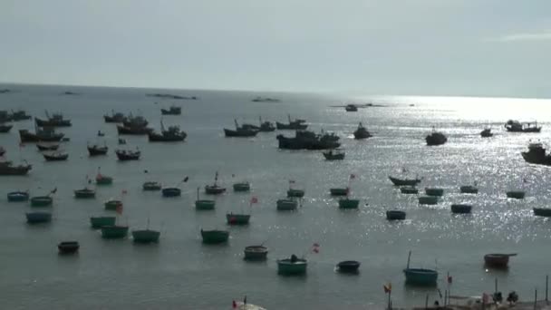 Vissersboten Vietnam — Stockvideo