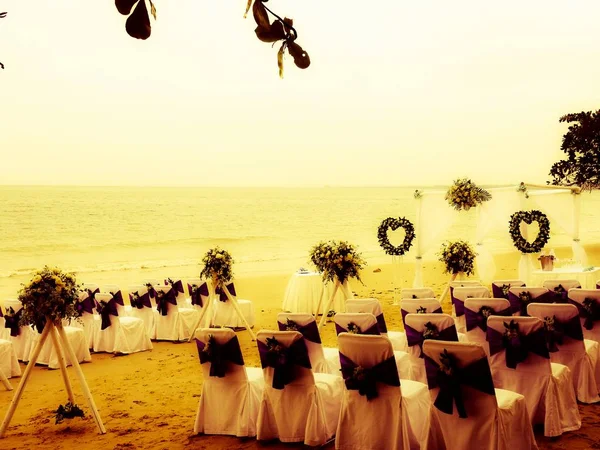 Matrimonio Sulla Spiaggia Sabbiosa Khao Lak — Foto Stock