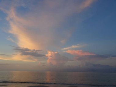 Khao Lak Tayland at güzel kumlu plaj