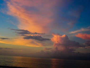 Khao Lak Tayland at güzel kumlu plaj