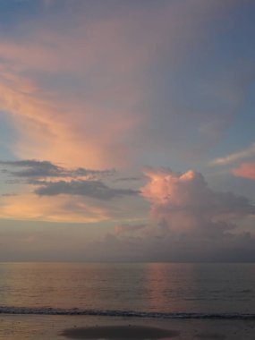 Khao Lak Tayland at güzel kumlu plaj