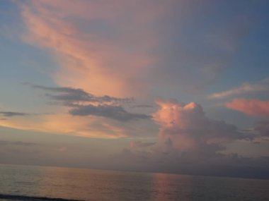 Khao Lak Tayland at güzel kumlu plaj