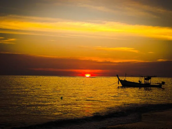 Захід Сонця Пляжі Khao Lak Таїланду — стокове фото