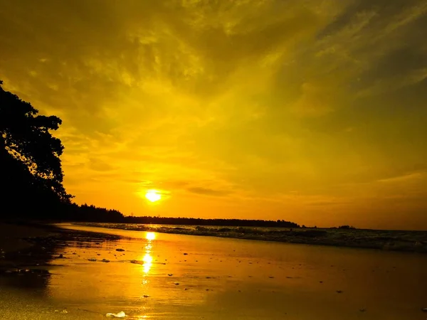 Tramonto Sulla Spiaggia Khao Lak Thailandia — Foto Stock