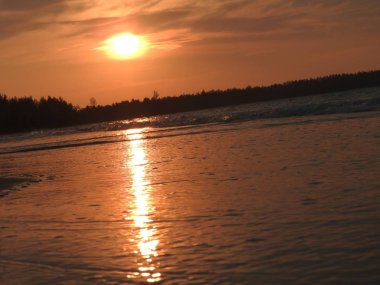 Sunset beach Khao Lak Tayland at