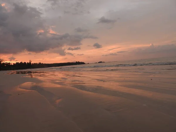 Puesta Sol Playa Khao Lak Tailandia — Foto de Stock