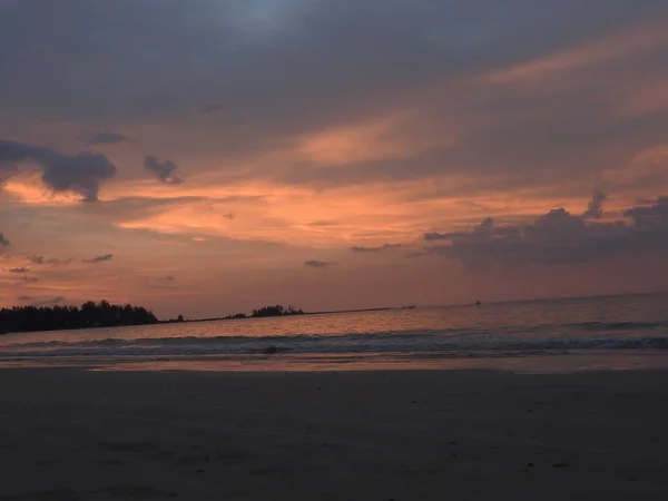 Pôr Sol Praia Khao Lak Tailândia — Fotografia de Stock