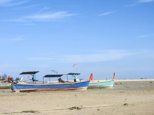 Рибальські Човни Khao Lak Стояти — стокове фото