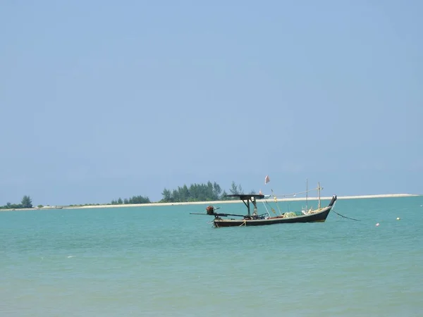 Bateaux Pêche Sur Stand Khao Lak — Photo