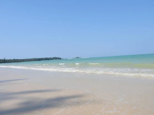 Pantai Berpasir Indah Khao Lak Thailand — Stok Foto