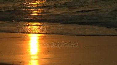 Güzel gündoğumu ve günbatımı