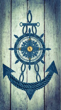 Pusula çapa tekerlek üzerinde ahşap