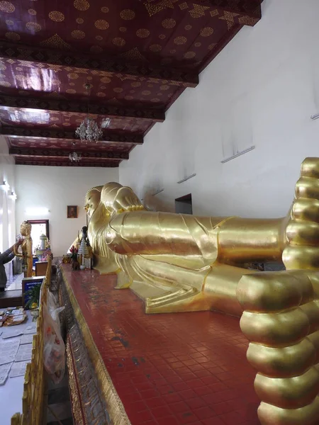 Bouddha Doré Dans Une Usine Temple Thaïlande — Photo