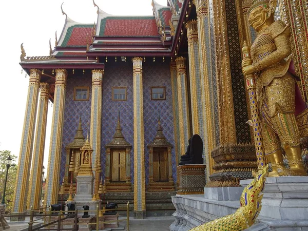 Kuninkaallinen Palatsi Bangkokissa Thaimaan Pääkaupunki — kuvapankkivalokuva