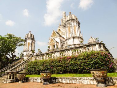 Phetchaburi Tham Khao Luang mağarada karmaşık Tapınağı