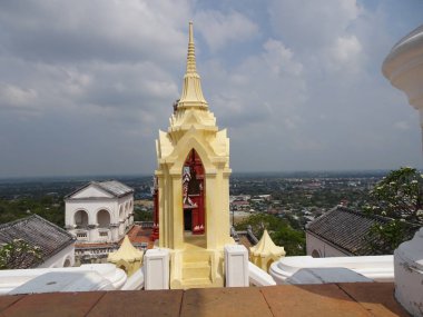 Phetchaburi Tham Khao Luang mağarada karmaşık Tapınağı