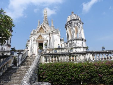 Phetchaburi Tham Khao Luang mağarada karmaşık Tapınağı