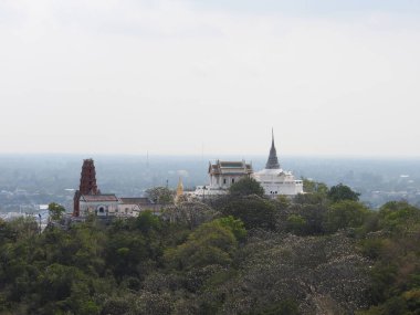 Phetchaburi Tham Khao Luang mağarada karmaşık Tapınağı