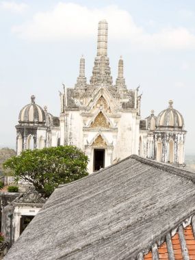 Phetchaburi Tham Khao Luang mağarada karmaşık Tapınağı