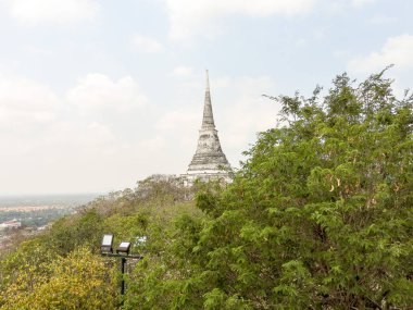 Phetchaburi Tham Khao Luang mağarada karmaşık Tapınağı