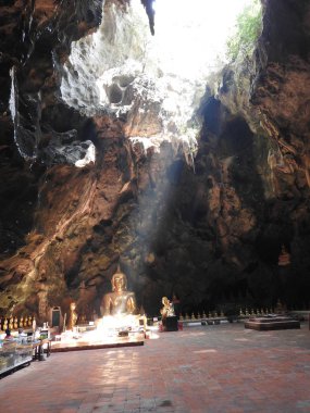 Phetchaburi Tham Khao Luang mağara tapınakta mağara