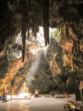 Phetchaburi Tham Khao Luang mağara tapınakta mağara