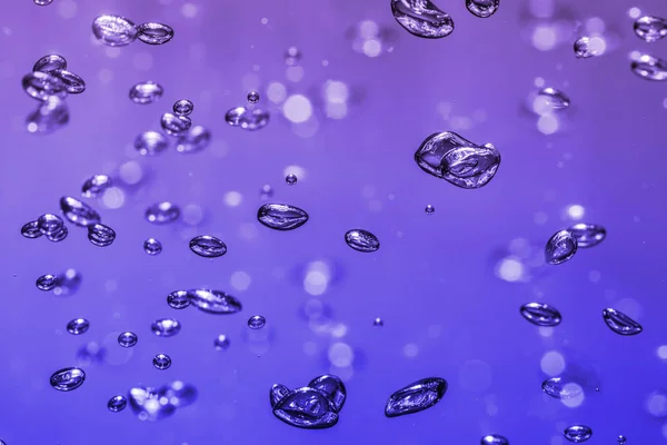 Bellen Van Verschillende Kleuren Het Water Helder Hoge Lichten — Stockfoto