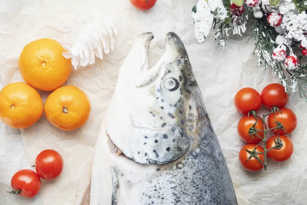 Neujahr Weihnachten Hintergrund Mit Fisch Und Meeresfrüchten Und Dekorationen — Stockfoto