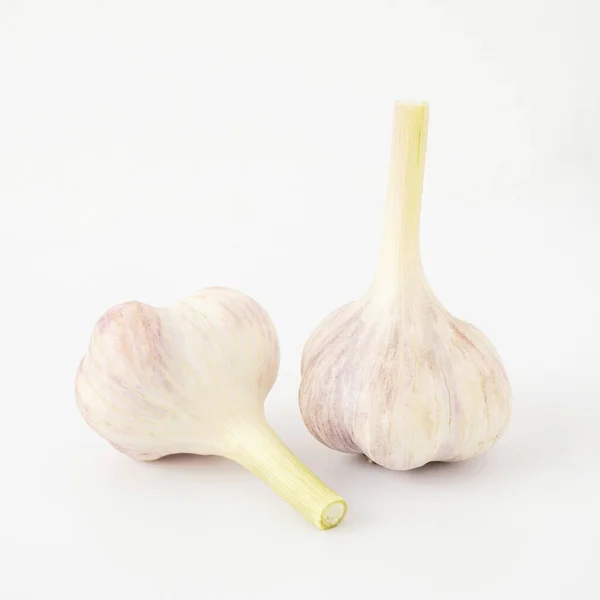 Two Light Fresh Garlic White Background Isolate — Stock Photo, Image