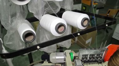 İplik dikiş makinesi makaralar