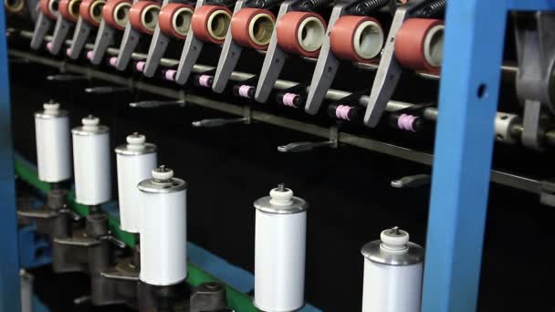 Pekerja Tekstil Perempuan di Garis Produksi — Stok Video