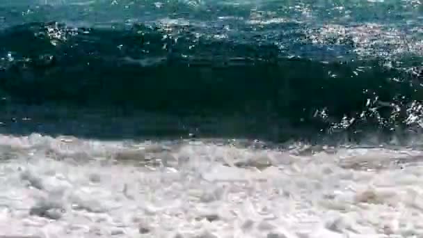 Waves Breaking Beach — Stock Video