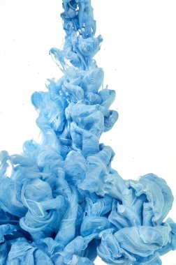 suyun içinde mürekkep. Mavi boya bir sıçrama. Arka plan c