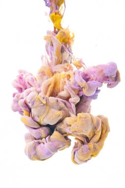 suyun içinde mürekkep. Mor boya bir sıçrama. Arka plan