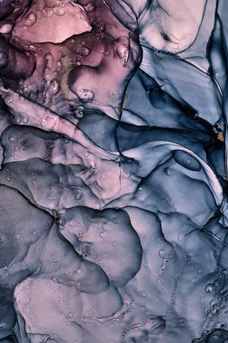 Alkol mürekkebi renkleri saydam. Soyut çok renkli mermer desen arkaplanı. Tasarım kağıdı, duvar kağıdı. Akrilik boyaları karıştırıyorum. Modern akışkan sanat. Alkol Mürekkebi Deseni