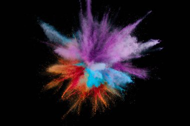 Renkli barut patlaması. Arka planda soyut yakın çekim tozu. Renkli bir patlama. Boya deliği