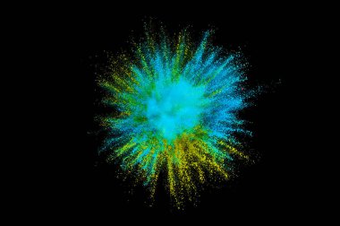 Renkli barut patlaması. Arka planda soyut yakın çekim tozu. Renkli bir patlama. Boya deliği