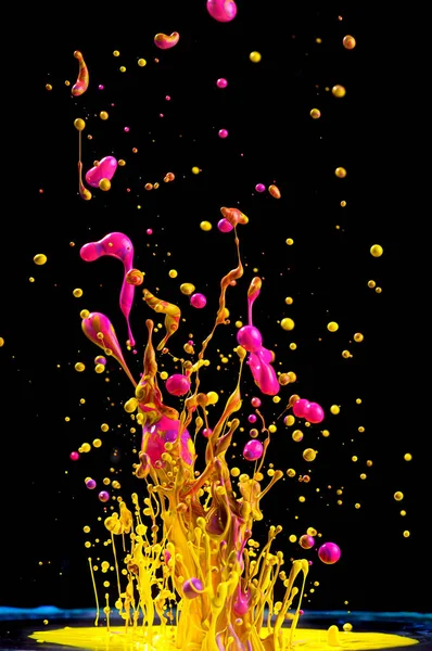 Tinta Cor Dançante Corante Escultura Abstrata Splash Tinta Fundo Preto — Fotografia de Stock