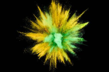 Renkli barut patlaması. Arka planda soyut yakın çekim tozu. Renkli bir patlama. Boya deliği