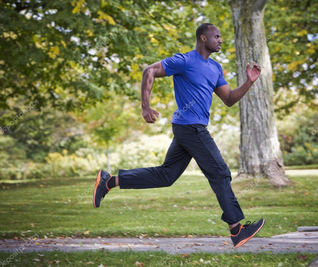 running homme noir