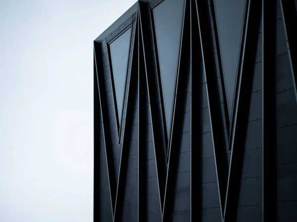 Detalle Fachada Del Edificio Moderno Negro —  Fotos de Stock