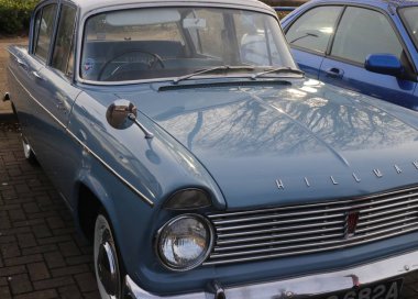 Eski bir retro klasik araba 